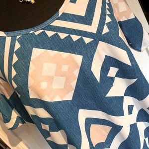 Lularoe Pretty Morgan Tee Size L New With Tags